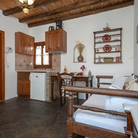 Naxos Filoxenia Apartahotel 2*