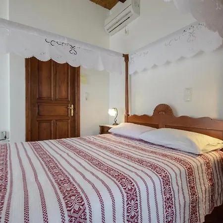 Naxos Filoxenia Apartahotel Galini (Naxos)