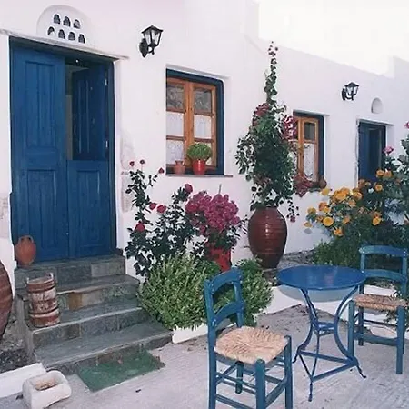 Naxos Filoxenia 公寓式酒店 3*